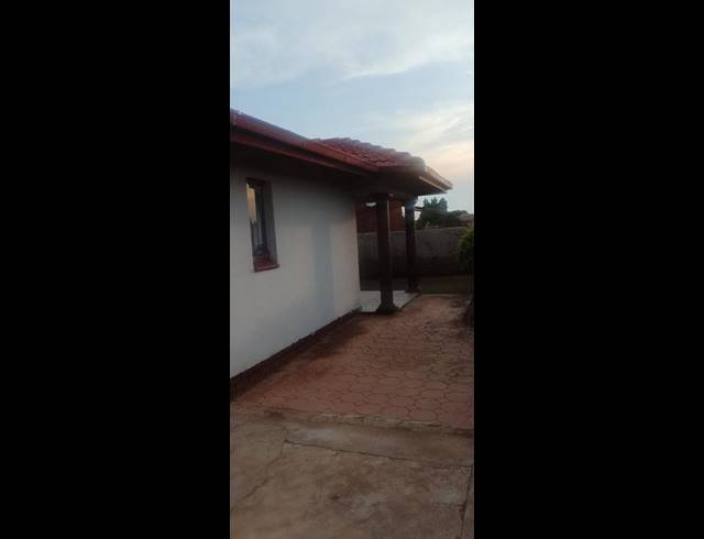 3 BEDROOM HOUSE FOR SALE IN SOSHANGUVE DD